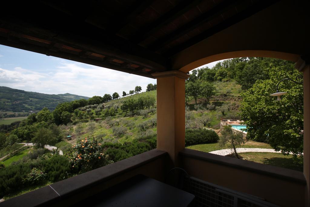 Agriturismo Castagna Alta Valfabbrica Exterior photo