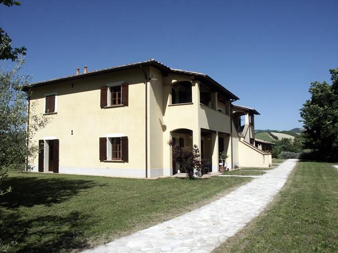Agriturismo Castagna Alta Valfabbrica Exterior photo
