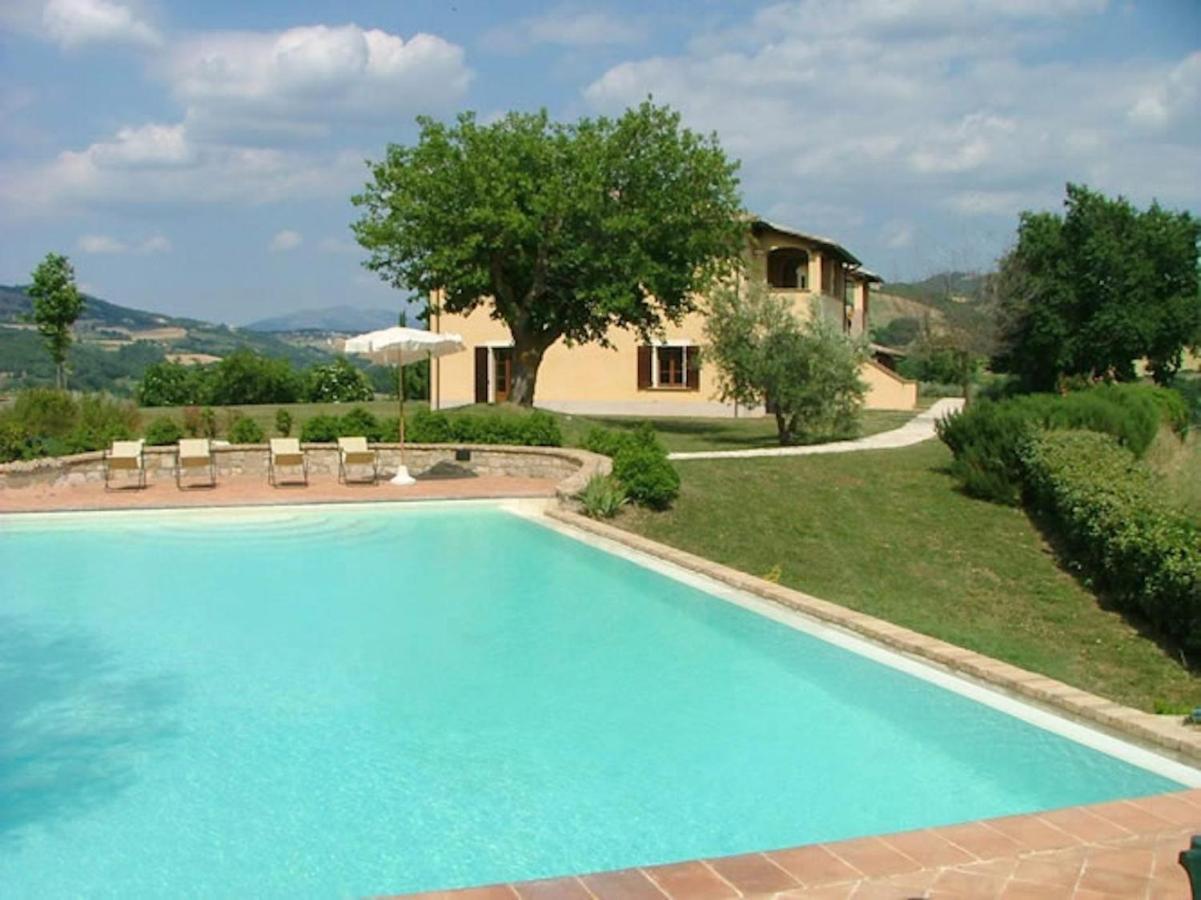 Agriturismo Castagna Alta Valfabbrica Exterior photo
